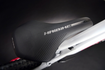 Haibike-MY21-Detail-Saddle-AllMtn-6-urban grey